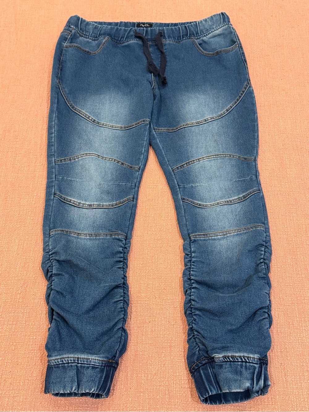 W35L31 Blue Ruched Ankle Jogger Jeans